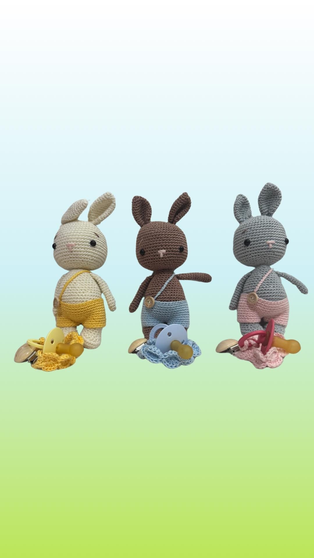 Coniglietto amigurumi dolci sogni e catenella porta ciuccio abbinata
